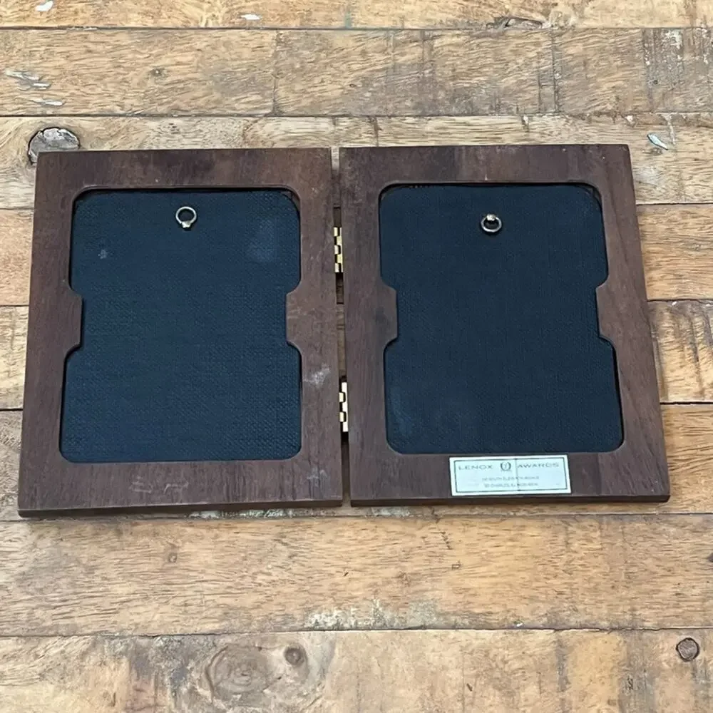 Vintage Lenox Photo Frame Double-Hinged Wood 3 x 4.5 in Oval Openings